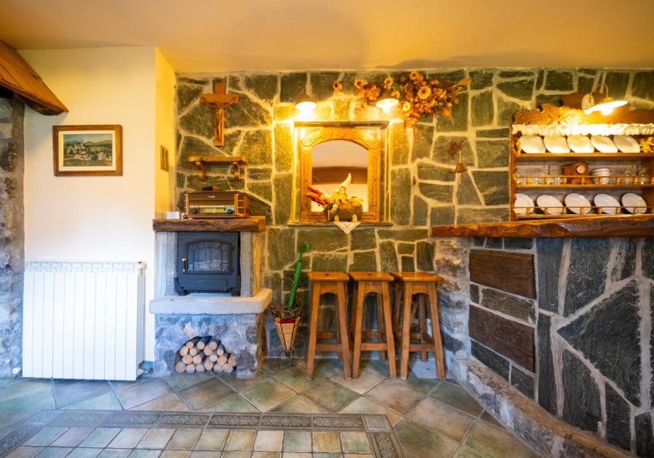 Apartma Alpski Vrt Vojsko Esterno foto