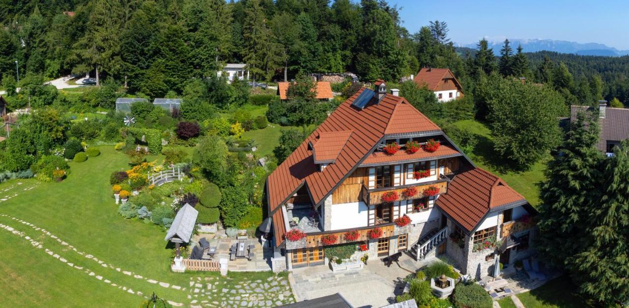 Apartma Alpski Vrt Vojsko Esterno foto